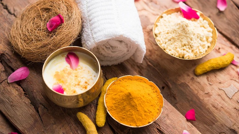 The Benefits of Natural Ingredients in Your Skincare Routine