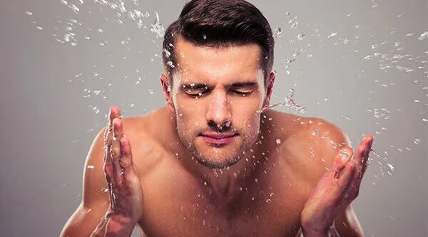 5 Reasons Why a Good Face Wash is the Foundation of Your Skincare Routine