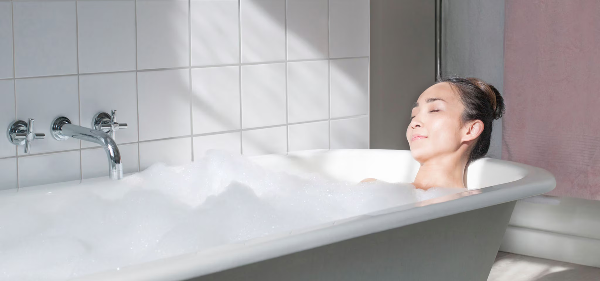 Your Ultimate Guide to Choosing the Right Shower Gel for Your Skin Type